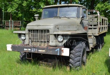 Ural 375 Pritsche LKW für Ersatzteile 